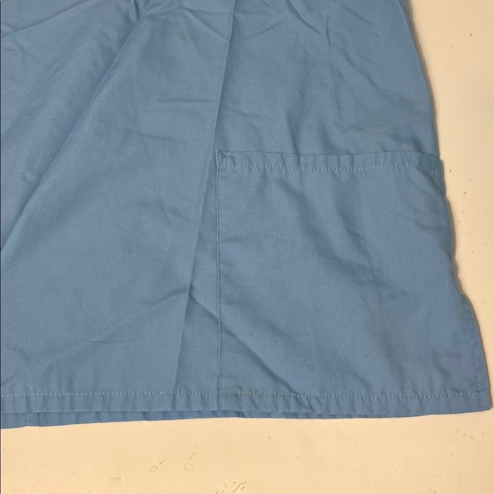 Cherokee Unisex Medium Blue Short Sleeve V Neck Double Pocket Scrub Top - Picture 3 of 6